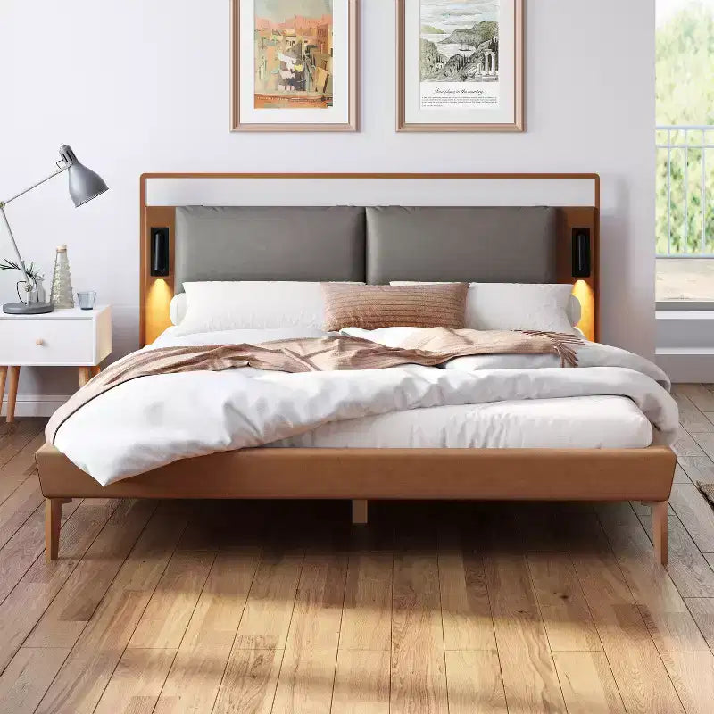 Cadre de lit plateforme en bois taille Full / Queen / King avec tête de lit tapissée en PU et 2 veilleuses, marron + gris - Christopher Knight Home