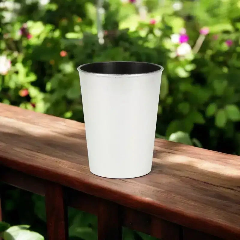 HomeRoots Pot jardinière rond 5 argenté en plastique recyclé, intérieur extérieur