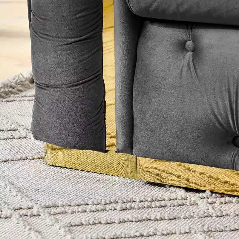 Canapé Chesterfield luxueux 90.6 pouces en velours avec capitonnage à boutons, accents dorés et 2 coussins - velours italien premium 280 g pour salons élégants