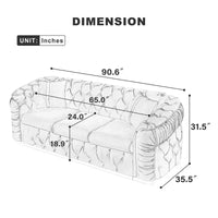 Canapé Chesterfield luxueux 90.6 pouces en velours avec capitonnage à boutons, accents dorés et 2 coussins - velours italien premium 280 g pour salons élégants