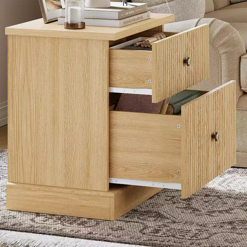 Table de chevet à tiroir cannelé, table de nuit moderne mid-century avec base à bord incurvé, rangement compact pour chambre et salon