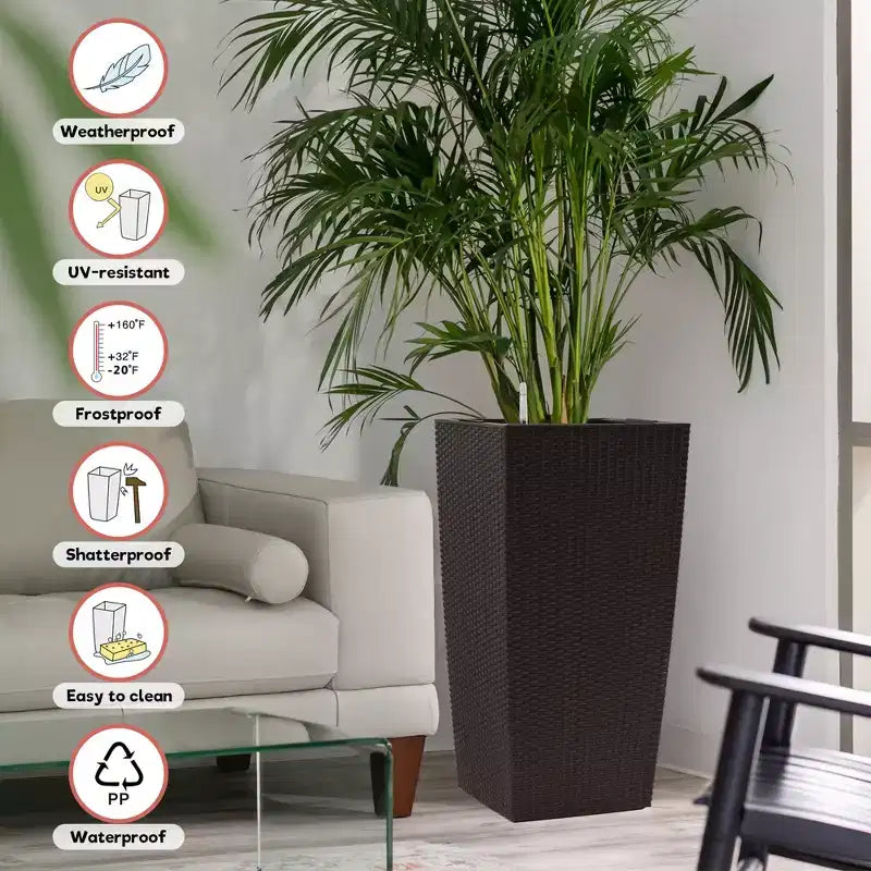 Jardinière à arrosage automatique brune 30 po de haut pour usage extérieur/interieur, grand pot de fleurs en faux rotin avec moniteur d'eau et seau interieur