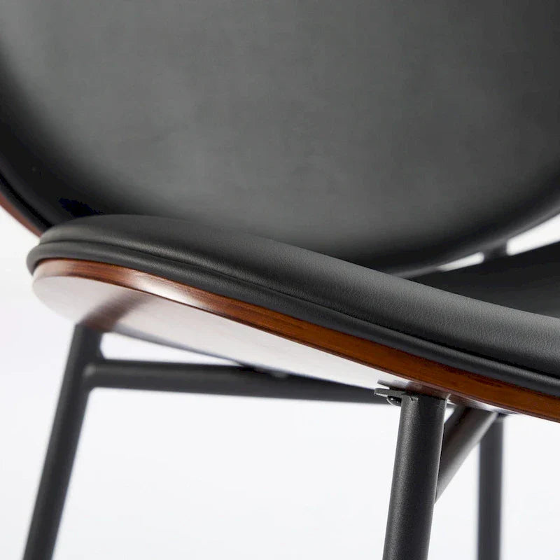 Fauteuil coquille chaise simple trépied en cuir noir fauteuil de salon finition noyer dossier confortable, couleur noire