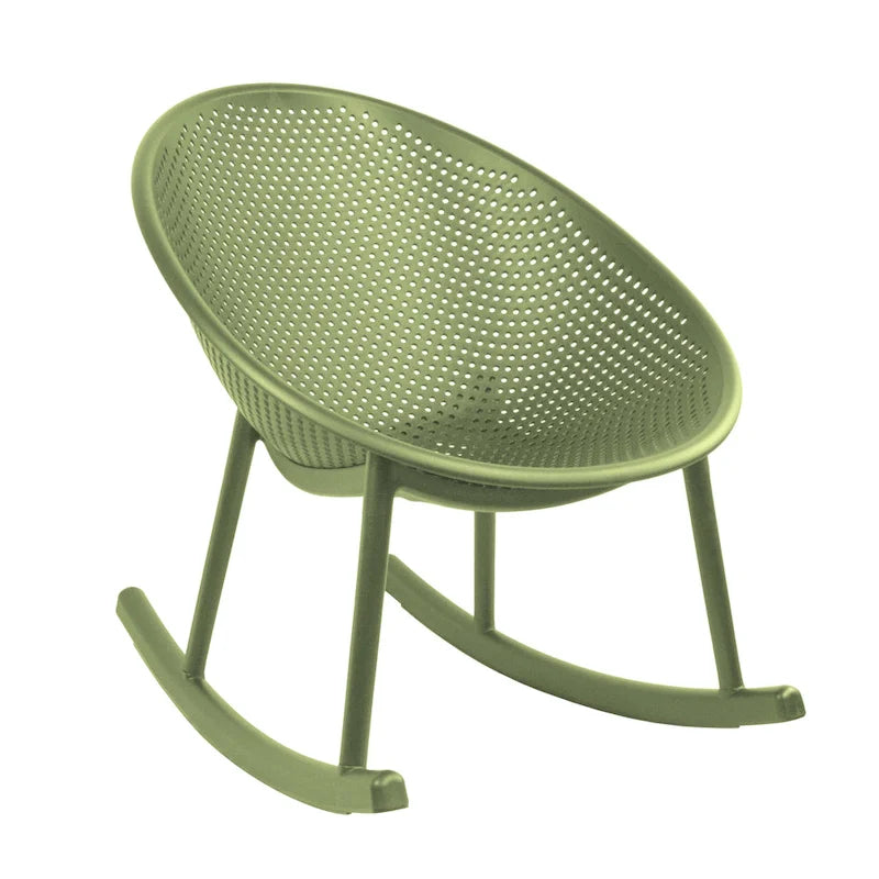 Chaise longue à bascule mid-century moderne en plastique avec pieds en plastique et assise perforée respirante en forme d'œuf pour usage intérieur/extérieur