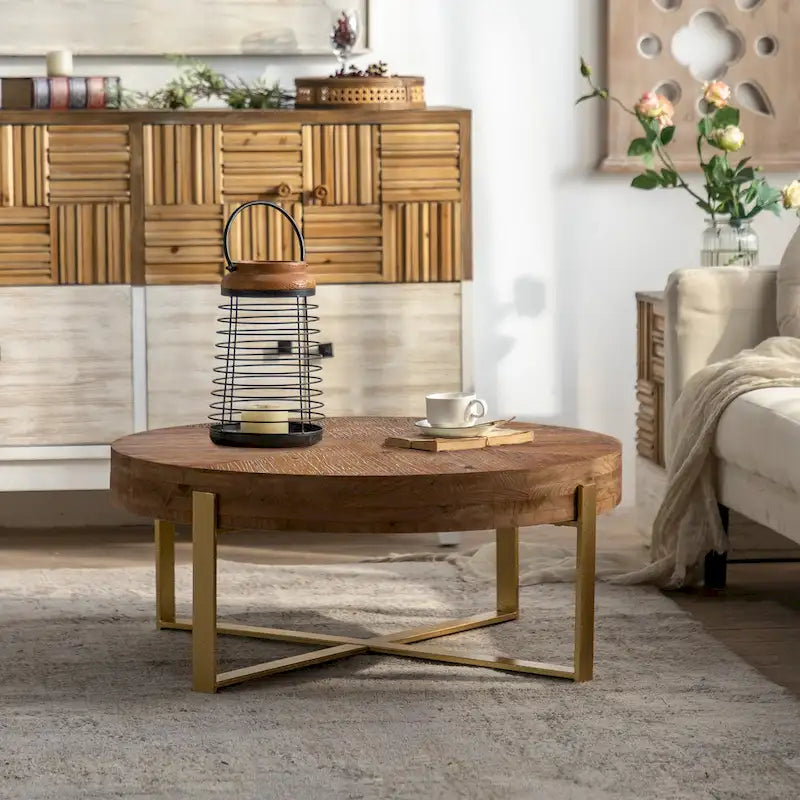 Table basse ronde rétro moderne à assemblage avec plateau en bois de sapin pied croisé doré, pour salon