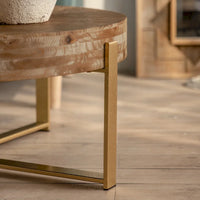 Table basse ronde rétro moderne à assemblage avec plateau en bois de sapin pied croisé doré, pour salon