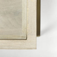 HomeRoots 44 Table basse de rangement en bois massif, verre et fer, blanc cassé, transparent et or - 43,5" x 15" x 43,5"
