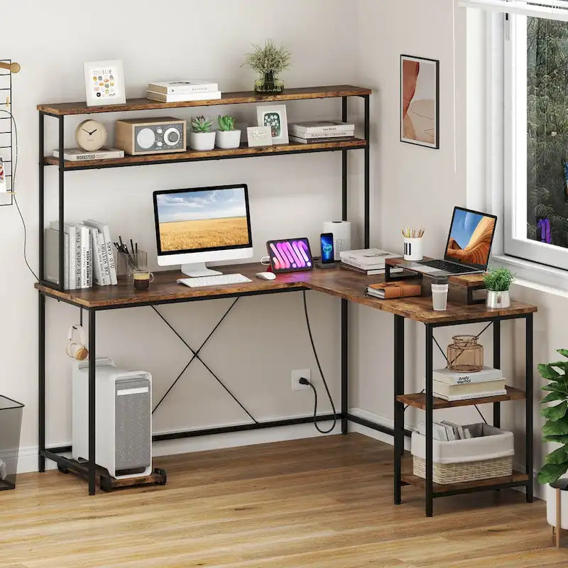 Bureau de jeu en L Costway avec bande LED, prises de courant et hutch - Voir détails