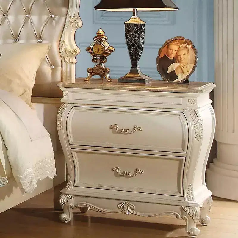 Table de chevet Chantelle 30 po, blanc perle - Acme Furniture