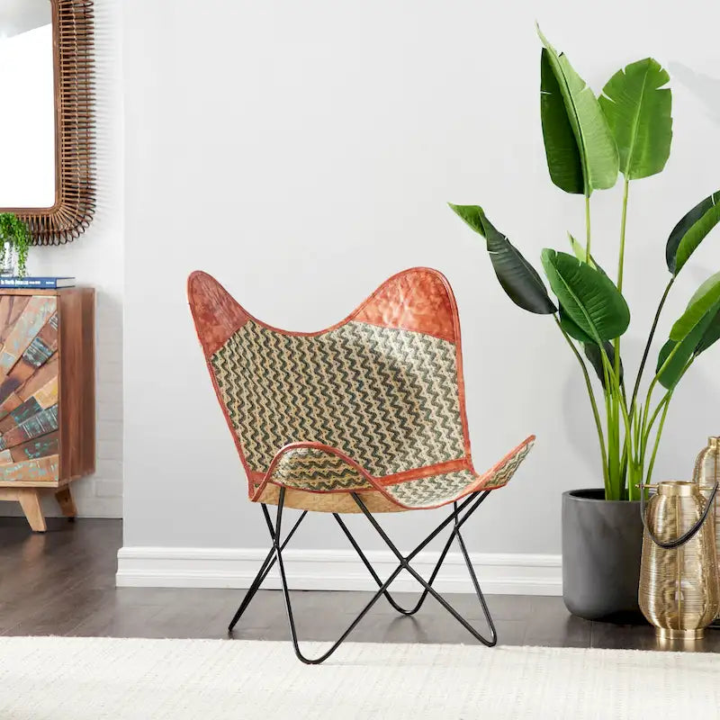 Fauteuil Papillon Fait Main en Cuir Blanc, Gris, Marron, Marron Clair ou Marron Beige avec Support Noir
