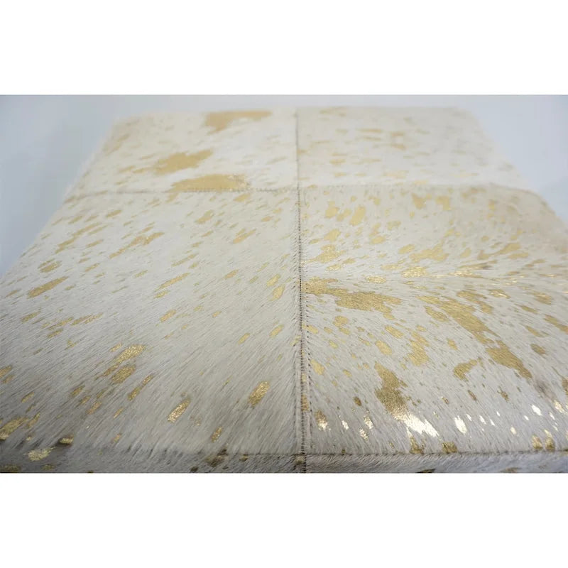 Home&Manor pouf cube carré en cuir doré