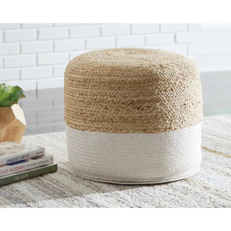 Sweed Valley pouf naturel/blanc