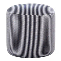 Le pouf rond Alayna 16 de Curated Nomad