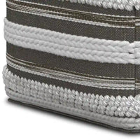 Poufs carrés WYNDENHALL Silva Boho en motif tissé à la main