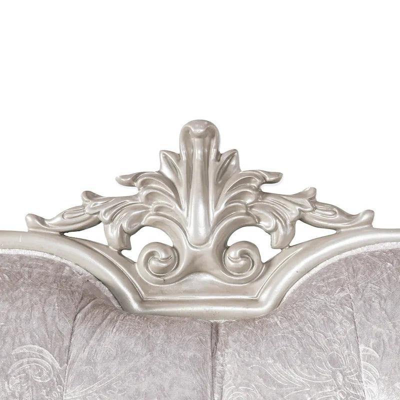 Fauteuil traditionnel Clarissa de Furniture of America avec dossier capitonné et coussin décoratif
