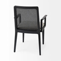 Chaise de salle à manger Clara à assise en tissu crème, dossier cannage et structure en bois massif brun clair