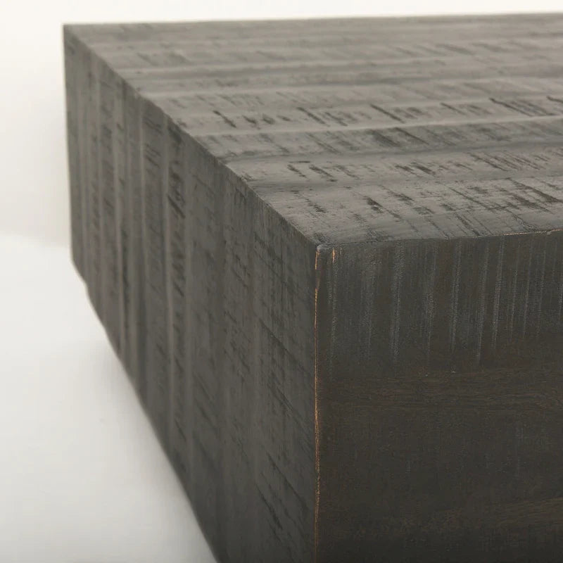 Table basse flottante carrée en bois massif Hayden