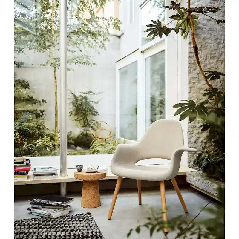 Lot de 2 fauteuils modernes rembourrés en tissu organique avec pieds en bois noyer brun foncé pour salle à manger, bureau ou fauteuil d'appoint