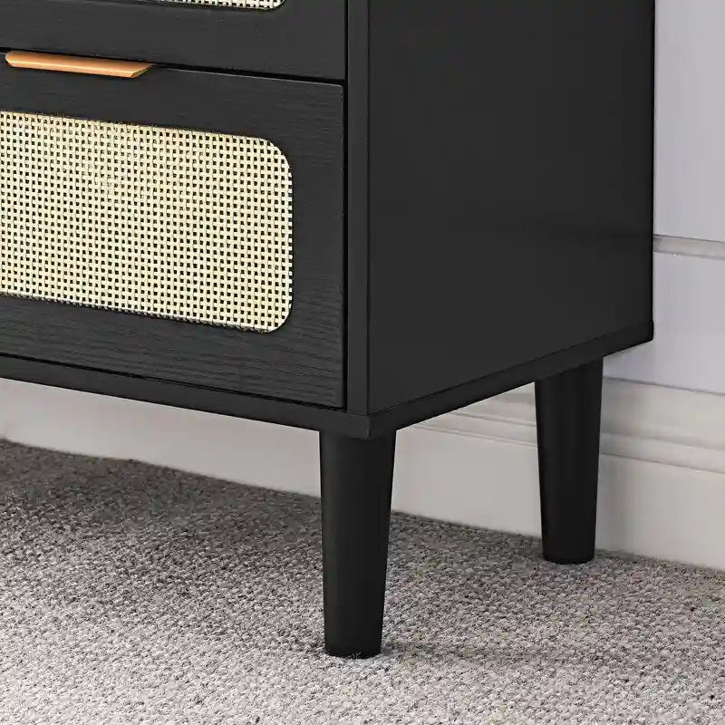 Commode Grondin style bohème mid-century, 3 tiroirs en rotin, structure en MDF et pieds en bois massif