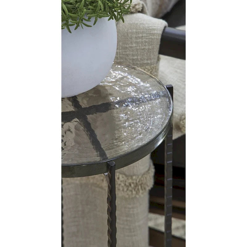 Table d'appoint transparente/noire Newgoren Signature Design by Ashley - 11L x 11P x 24H
