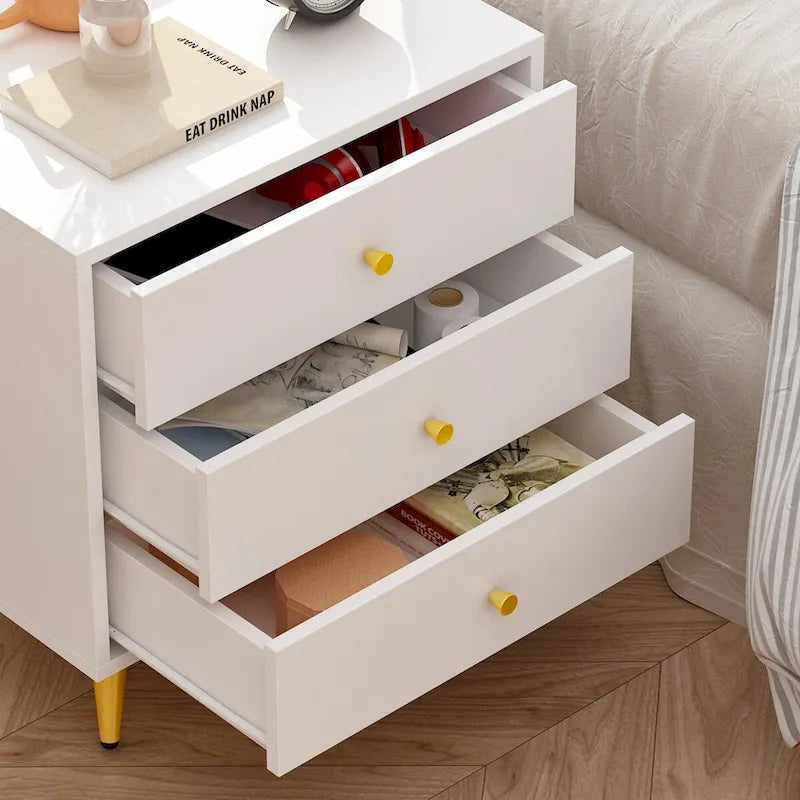 Tables de chevet blanches, table d'appoint avec pieds en métal doré, 1 piece
